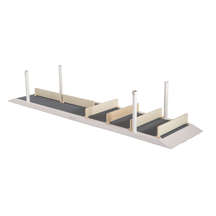 Obstacles / divider board for parallel bars